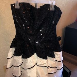 Deb homecoming dress. Size 5/6.
